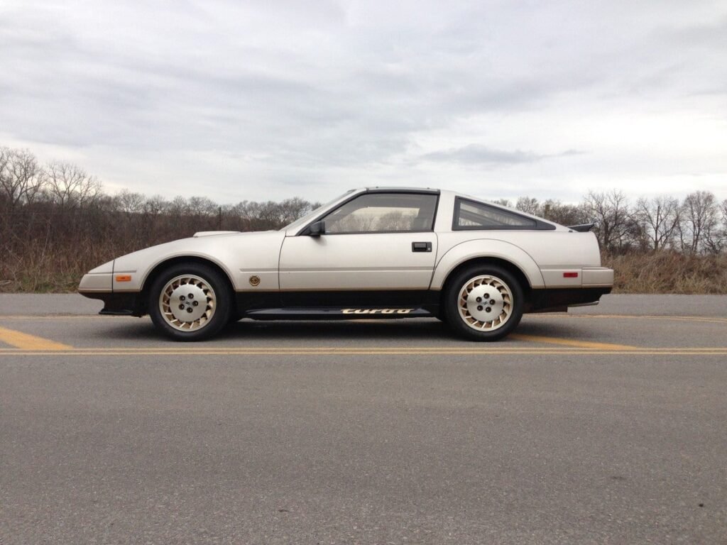 1984Nissan300ZXTurbo50thAnniversaryEdition 2 1200x900 min 1 The Nissan Z That Almost Fizzled: How the Z31 Struggled to Keep Up